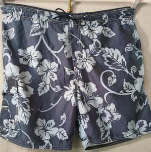 Old Navy XL Swim Trunks w/pockets